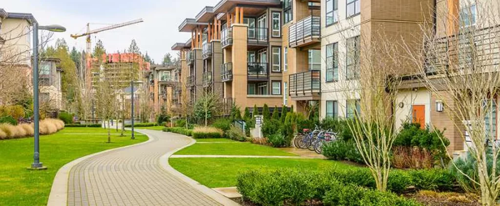 Choosing A Lawn Care Company For Your HOA or Townhome Association. 7 choosing a lawn care company for your hoa or townhome association