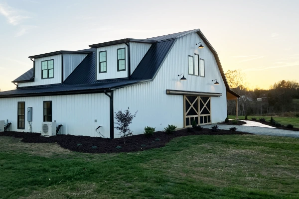 Professional lawn maintenance in Oak Ridge, NC